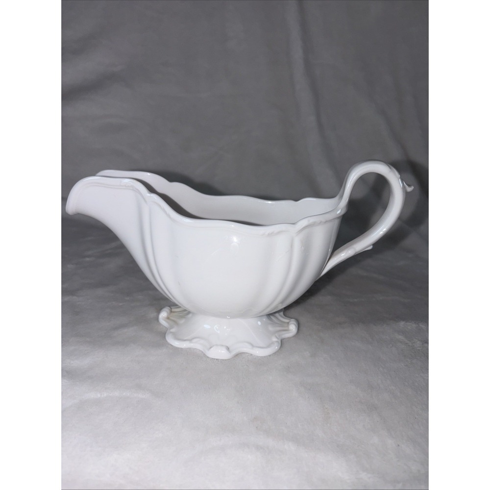 Vintage Spode bone china gravy boat Made in England Savoy White Shabby Chic EVC